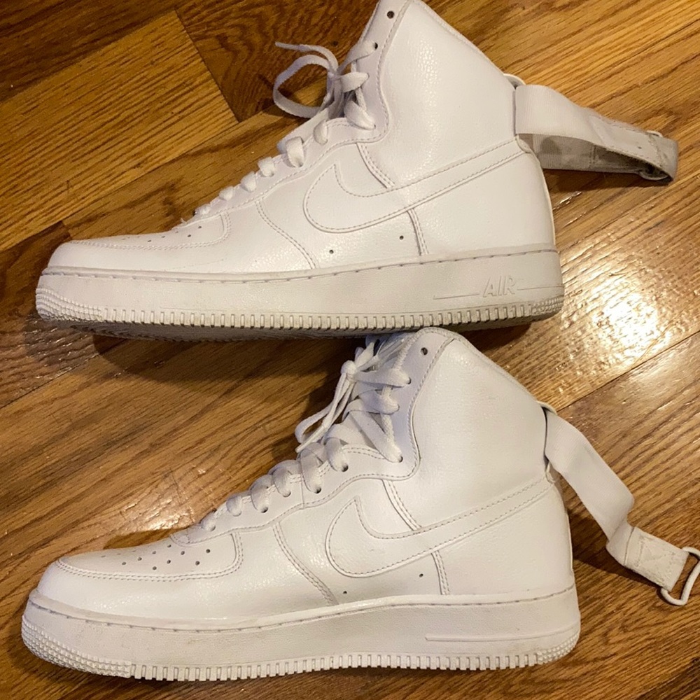 Nike Air Force !!!! Almost brand new !! Great price